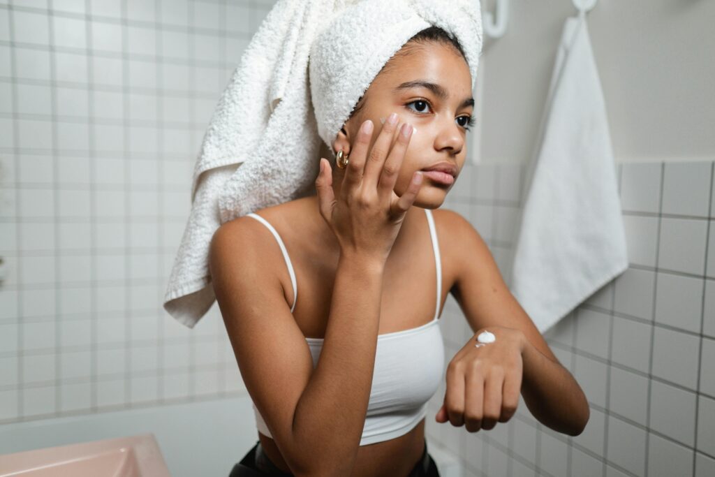 How to Apply Moisturizer on Oily Skin